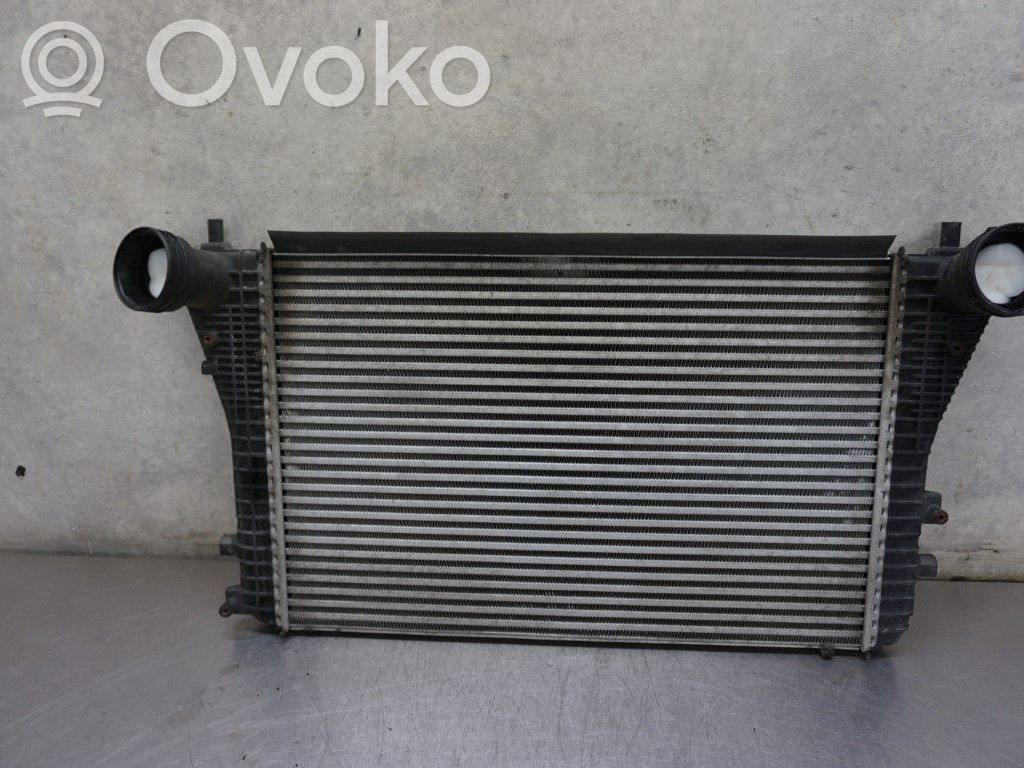Volkswagen PASSAT CC Chłodnica powietrza doładowującego / Intercooler 