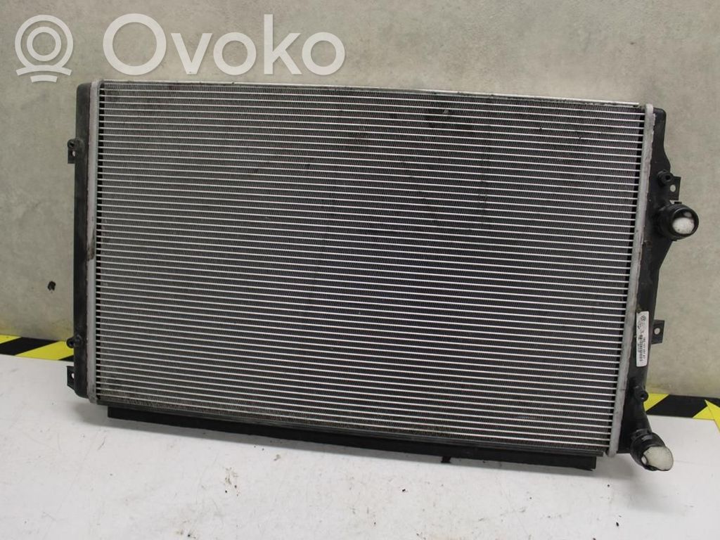 Volkswagen Golf V Radiatore di raffreddamento 