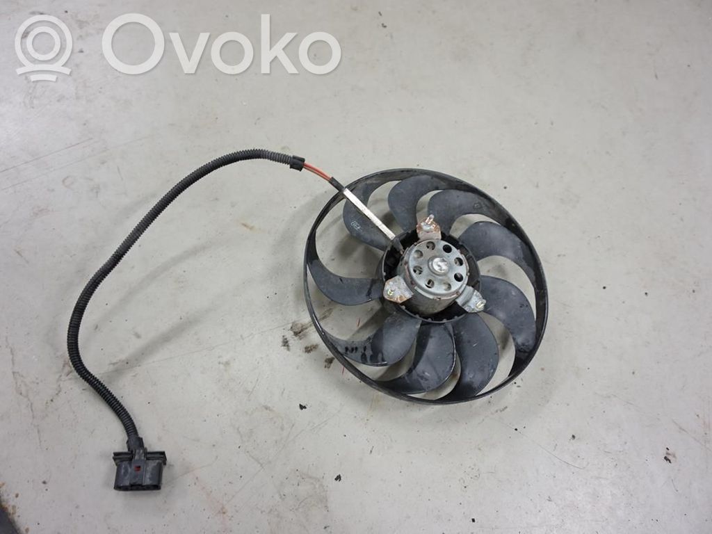 Volkswagen Golf IV Ventilator electric răcire radiator 