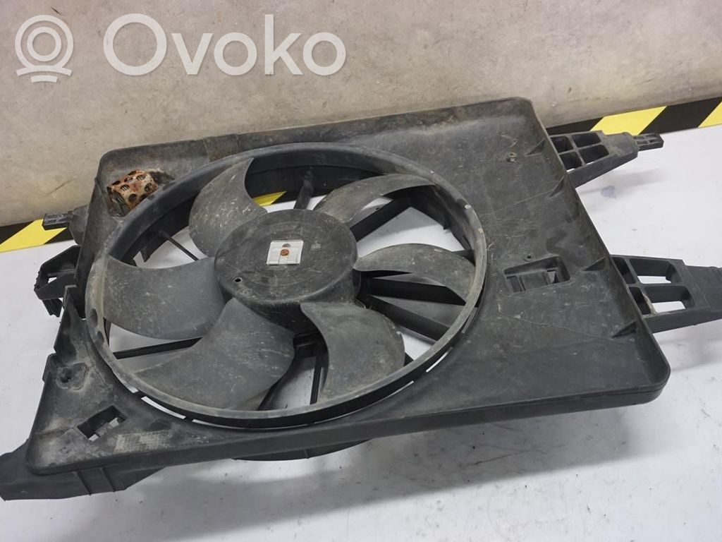Renault Kangoo II Elektryczny wentylator chłodnicy 