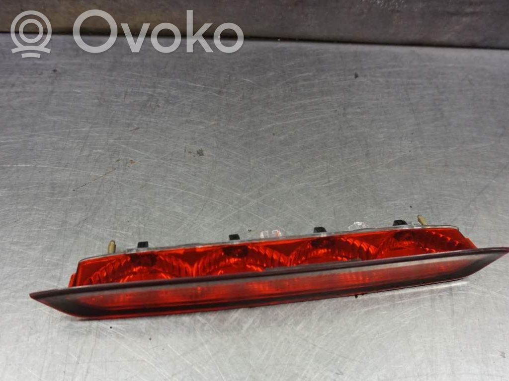 Toyota Corolla Verso E121 Third/center stoplight 