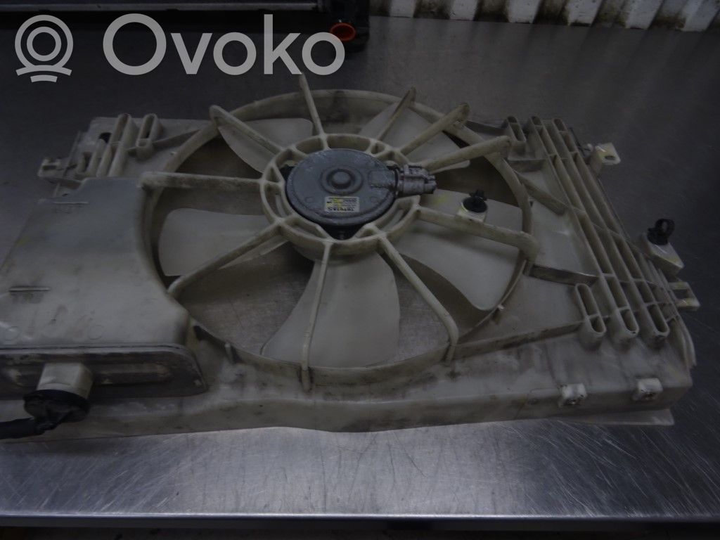 Toyota Corolla Verso E121 Elektryczny wentylator chłodnicy 