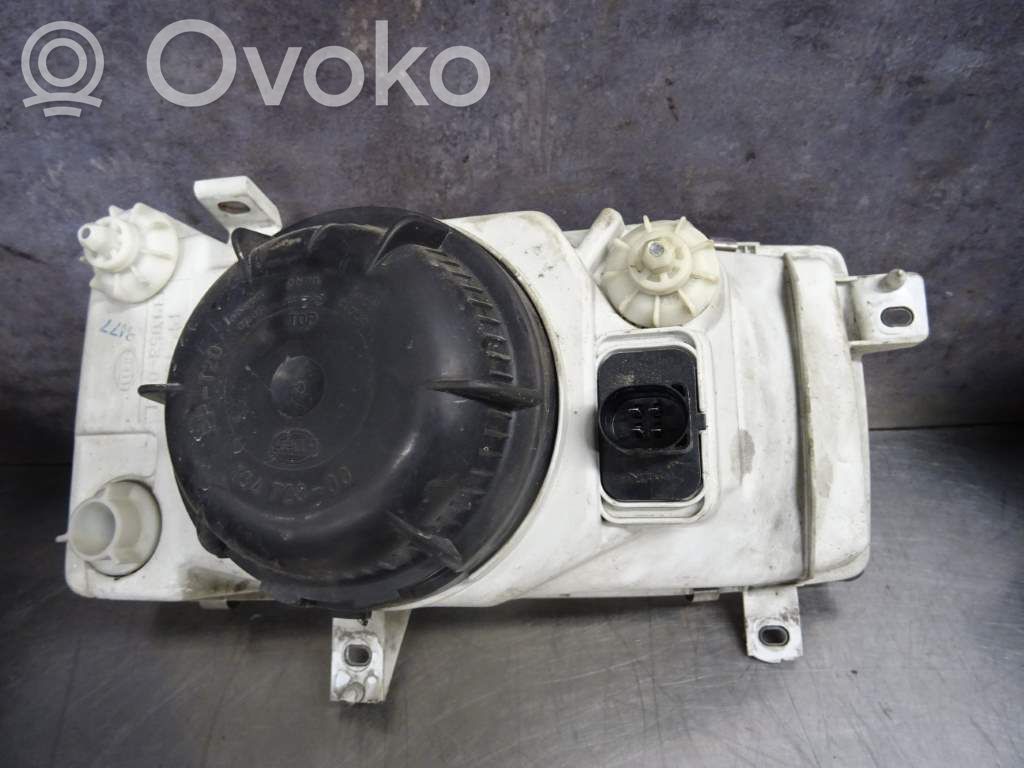 Volkswagen Vento Scheinwerfer 