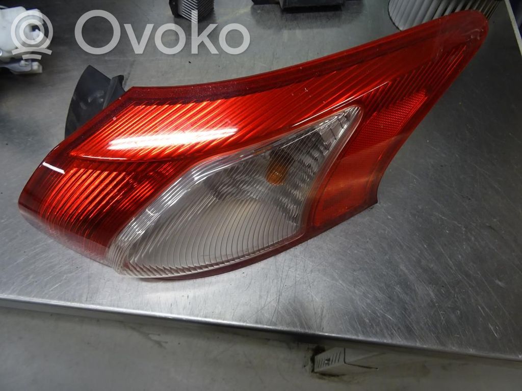 Takavalot   8330A278,N002110