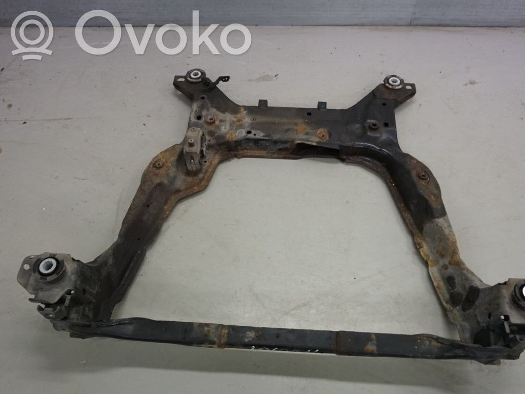 Volvo XC70 Sottotelaio anteriore 