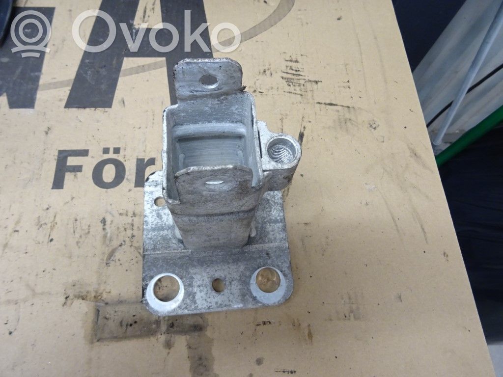 Renault Megane II Suport montare bară față 