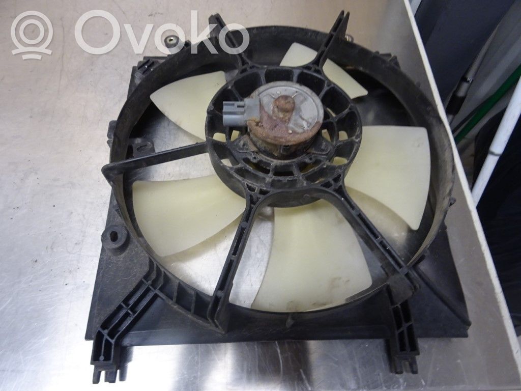 Toyota RAV 4 (XA20) Elektryczny wentylator chłodnicy 