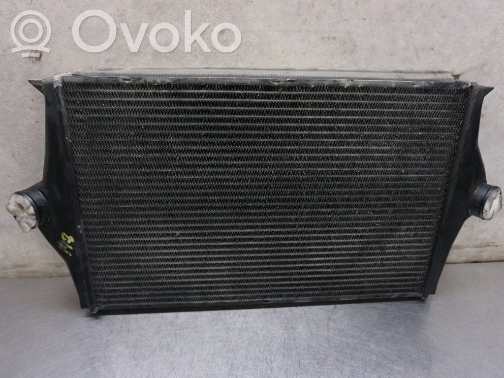 Interkūlerio radiatorius   3507229,N036232