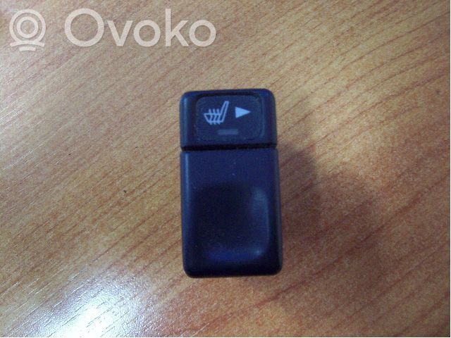 Renault Clio IV Rivestimento portiera posteriore (modanatura) 