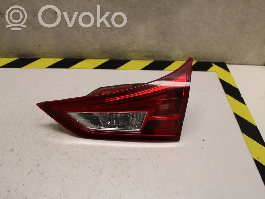 Toyota Auris E180 Luci posteriori del portellone del bagagliaio 