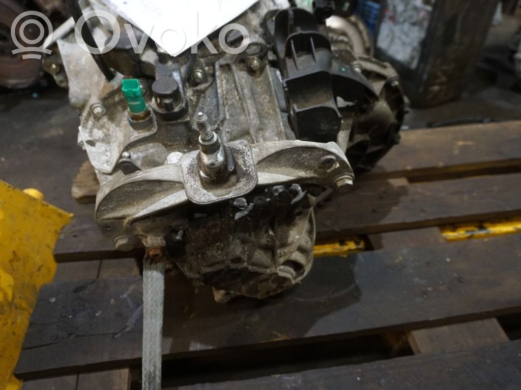 Opel Vivaro Boîte de vitesses manuelle à 6 vitesses