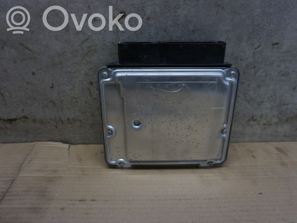 Volkswagen Touran I Injection control unit/module 