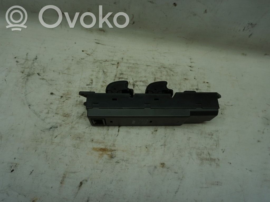 Mitsubishi Pajero Interrupteur commade lève-vitre