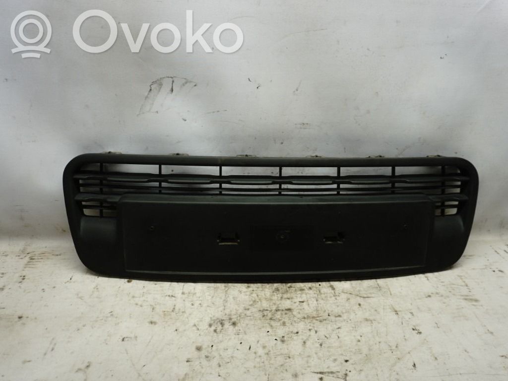 Citroen C3 Picasso Grille inférieure de pare-chocs avant 