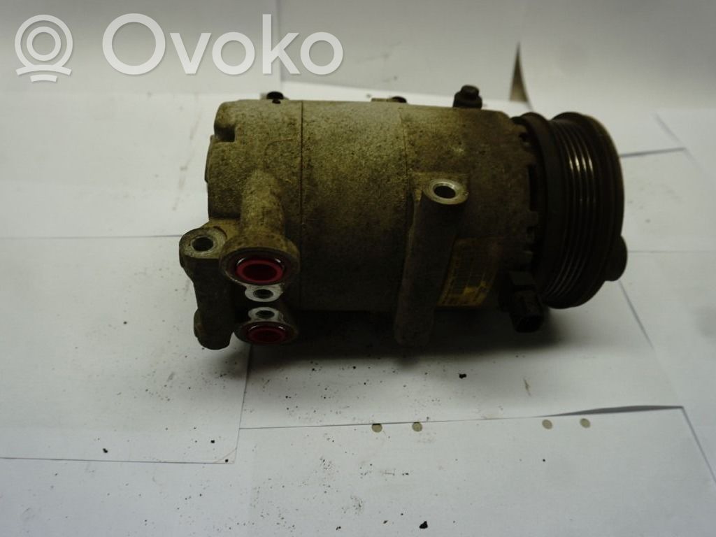 Volvo V50 Ilmastointilaitteen kompressorin pumppu (A/C) 