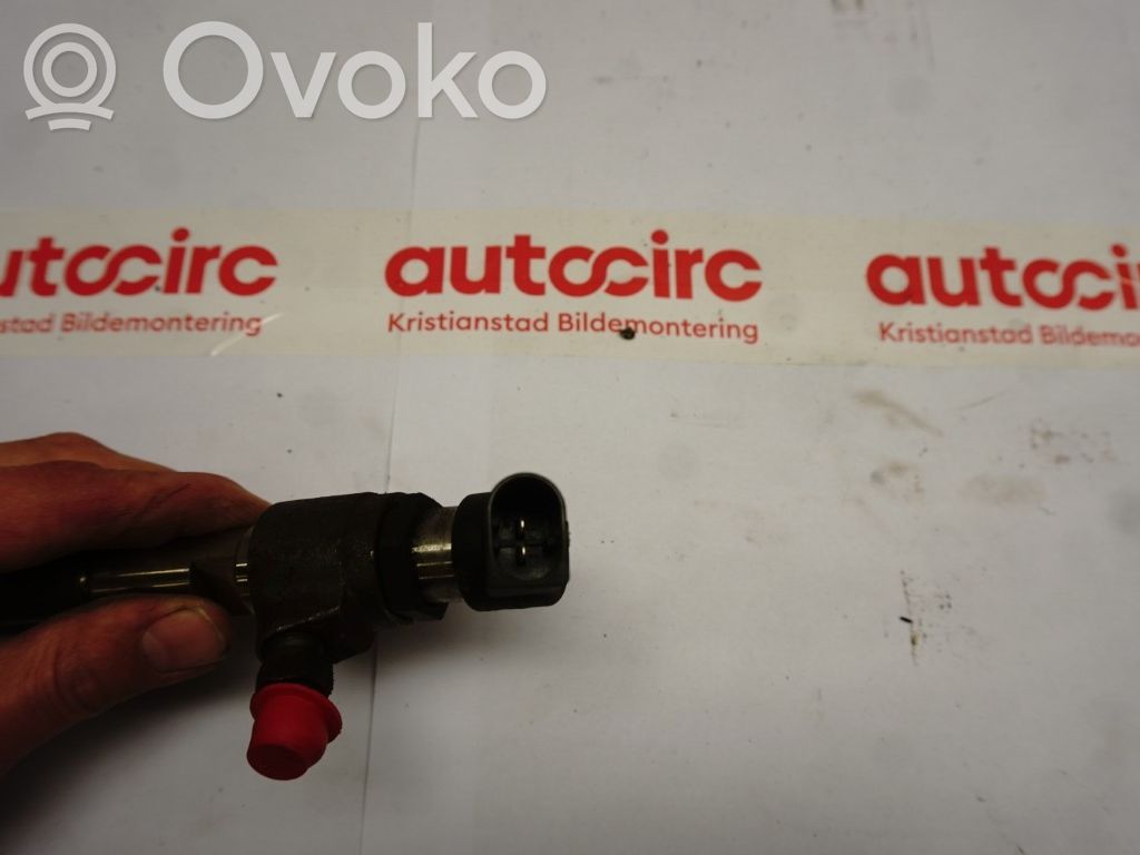 Peugeot 508 Fuel injector 