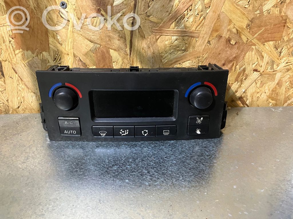 Peugeot 207 Climate control unit 