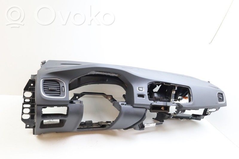 Volvo V60 Dashboard 