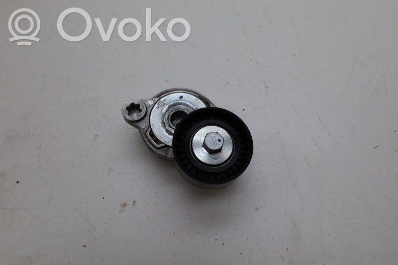 Volvo XC70 Napinacz paska wielorowkowego / Alternatora 