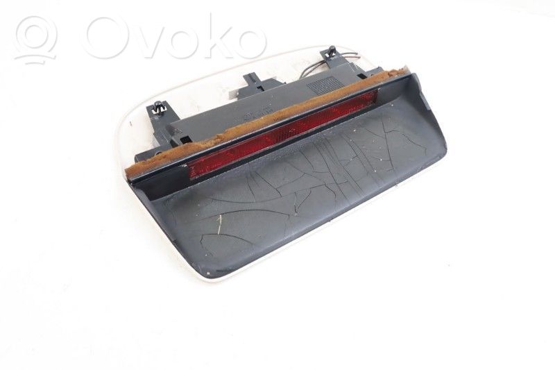 Saab 9-5 Third/center stoplight 