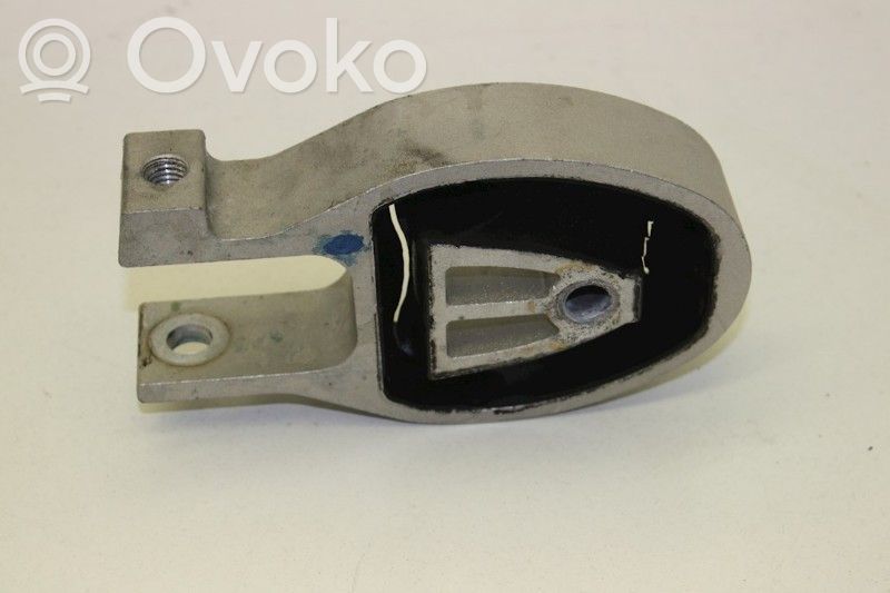 Volvo S60 Engine mount bracket 