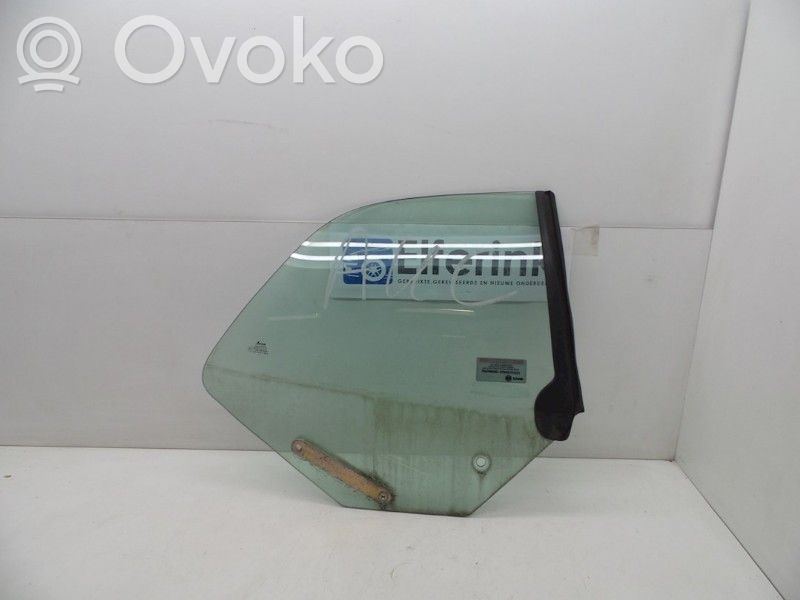 Rear windscreen/windshield window   5116629,5116629
