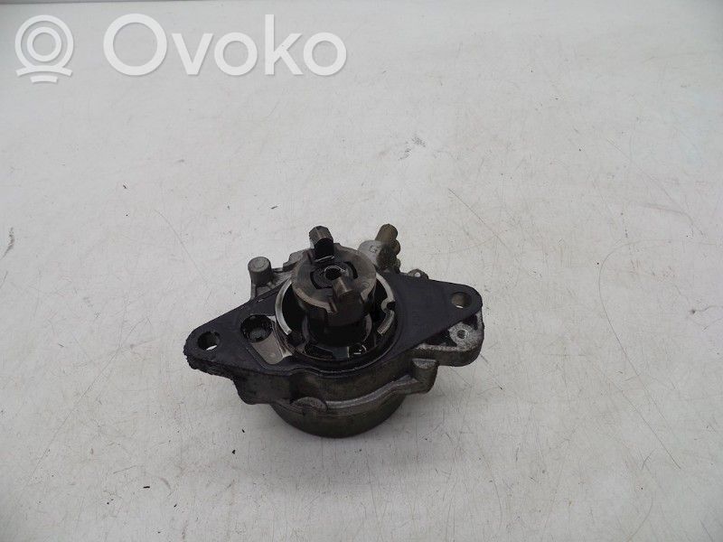 Opel Corsa D Pompe à vide 