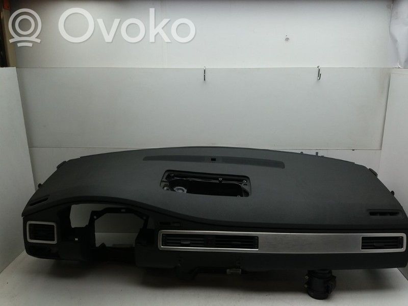 Volvo XC70 Panelis 
