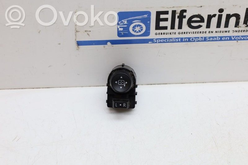 Opel Insignia A Interruptor del espejo lateral 