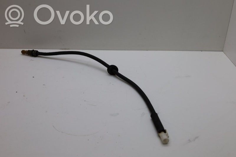 Saab 900 Speedometer cable 