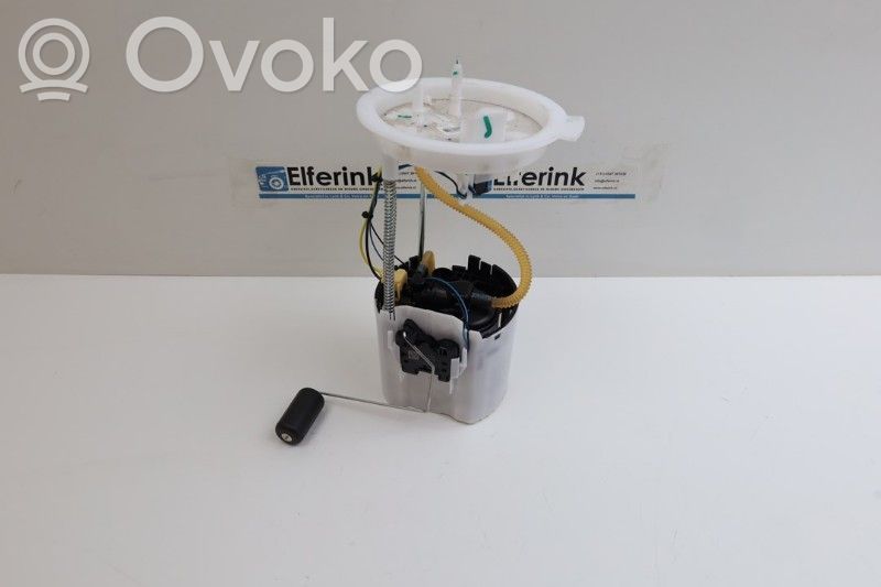 Lynk & co 01 Bomba interna de combustible 