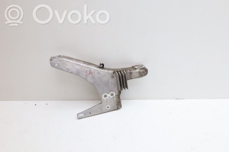 Volvo XC40 Other under body part 