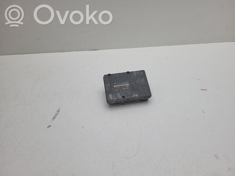 Sterownik / moduł ABS   30714958,30683500,30683500,30714958