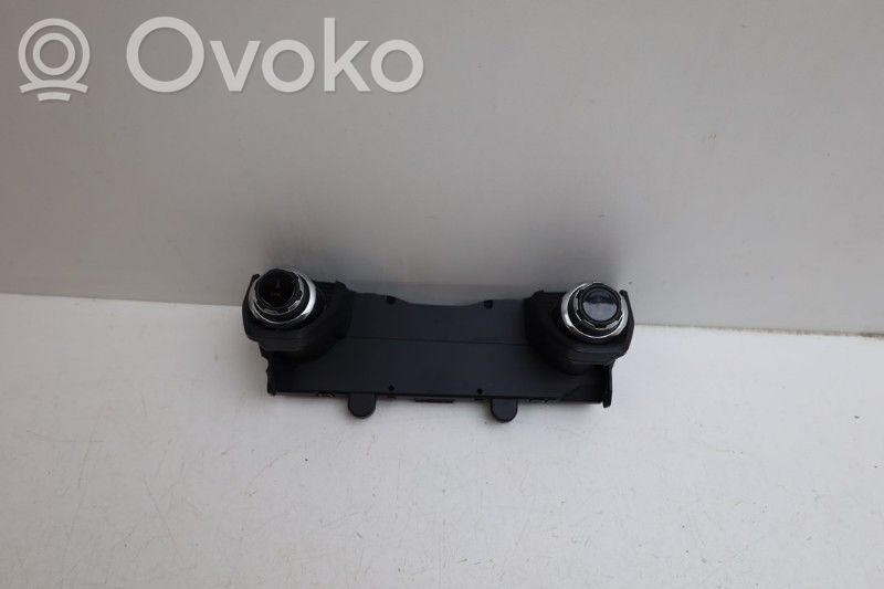 Lynk & co 01 Climate control unit 