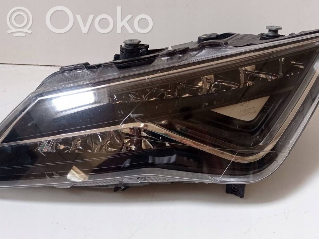 Seat Leon (5F) Phare frontale 