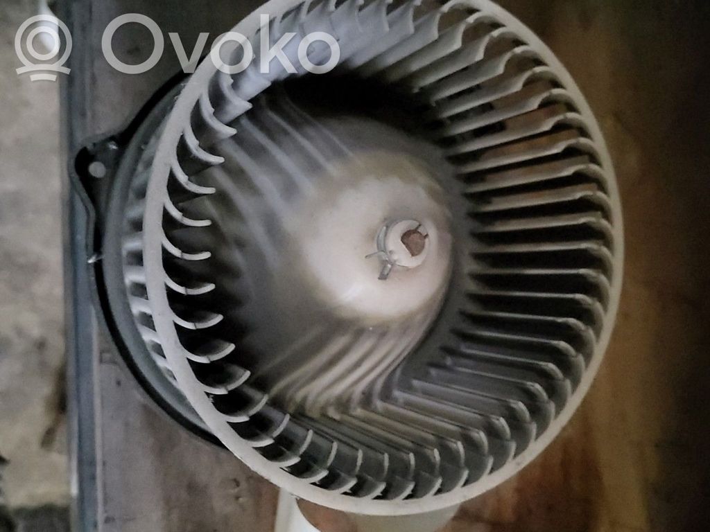 Mazā radiatora ventilators   GP9E61B10