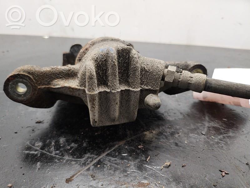 Peugeot 206 Zacisk hamulcowy przedni 