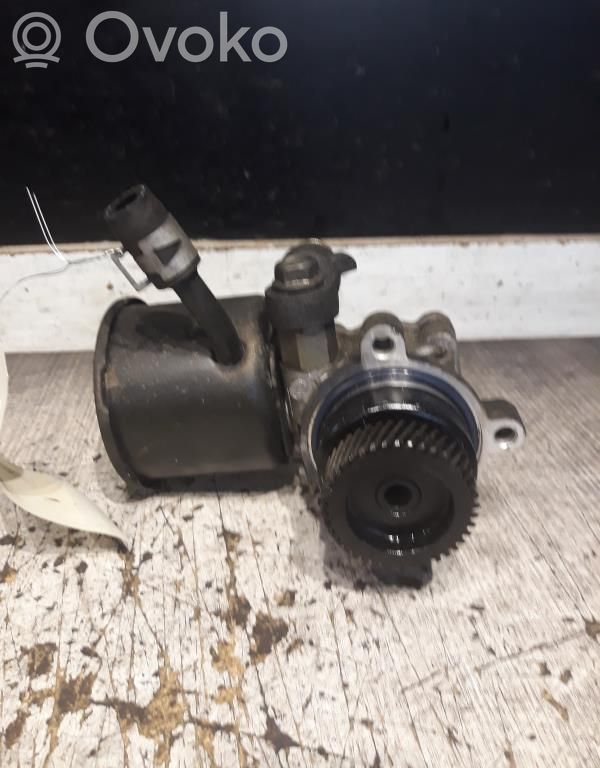 Mazda Premacy Power steering pump 