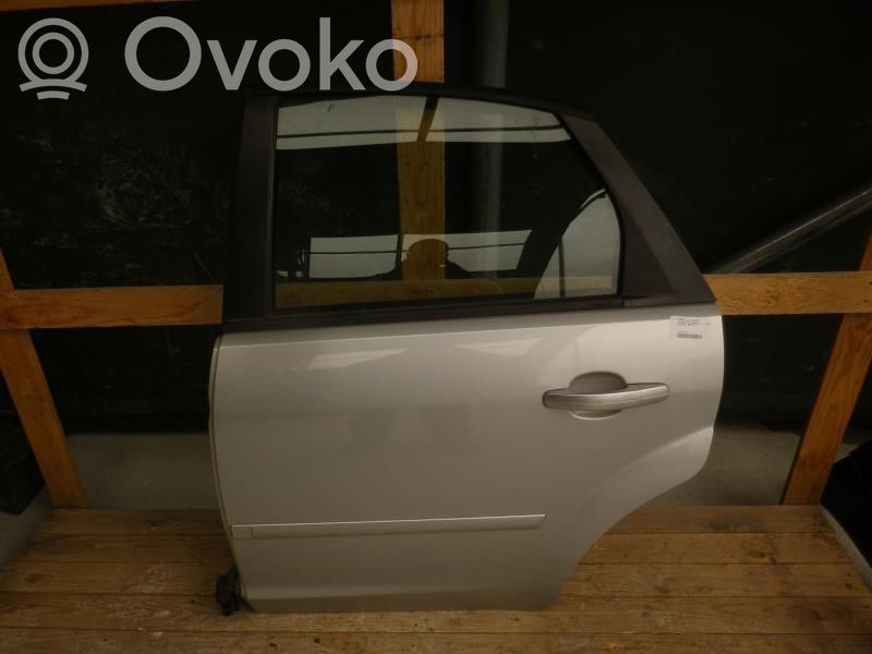 Ford Focus Galinės durys 