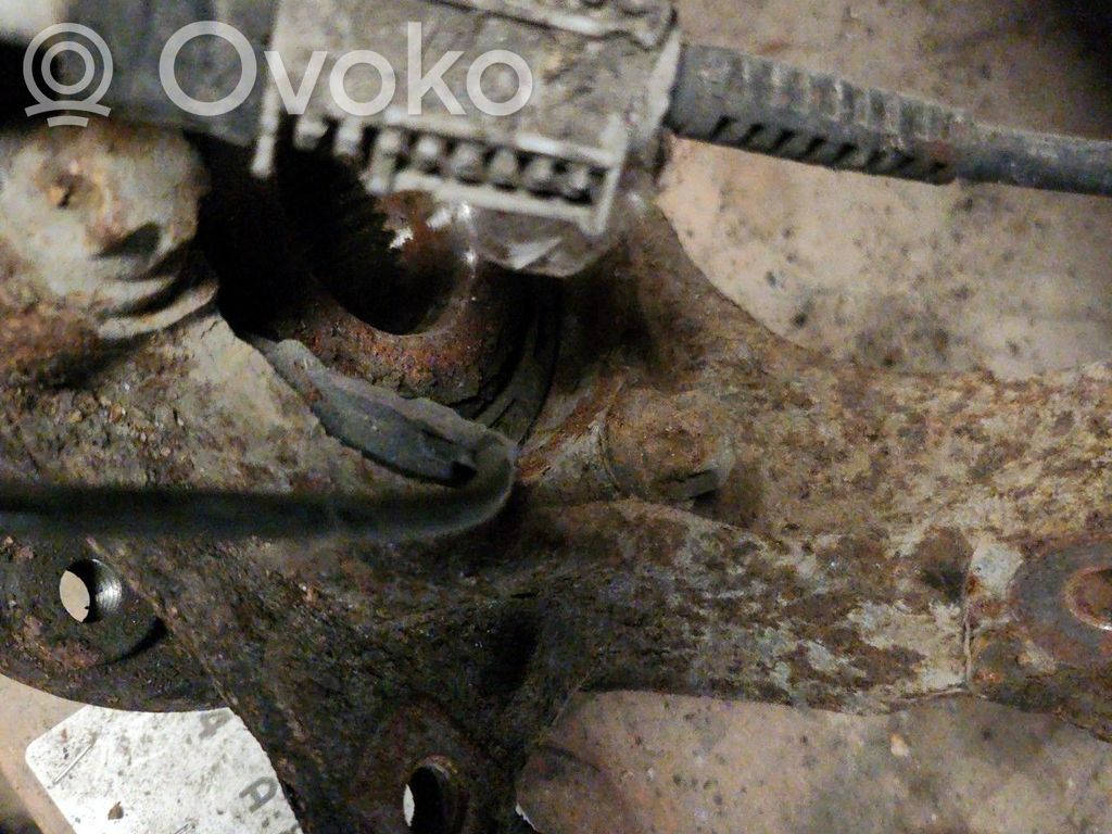 Opel Zafira B Fuzetă butuc roată față 