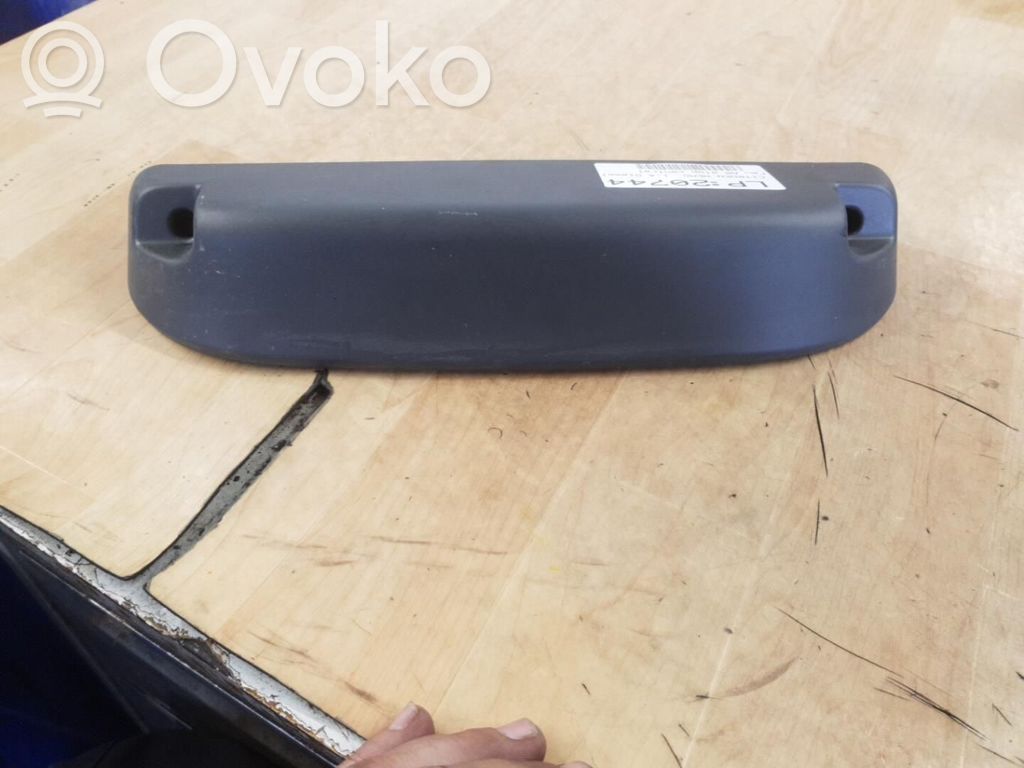 Citroen Nemo Third/center stoplight 