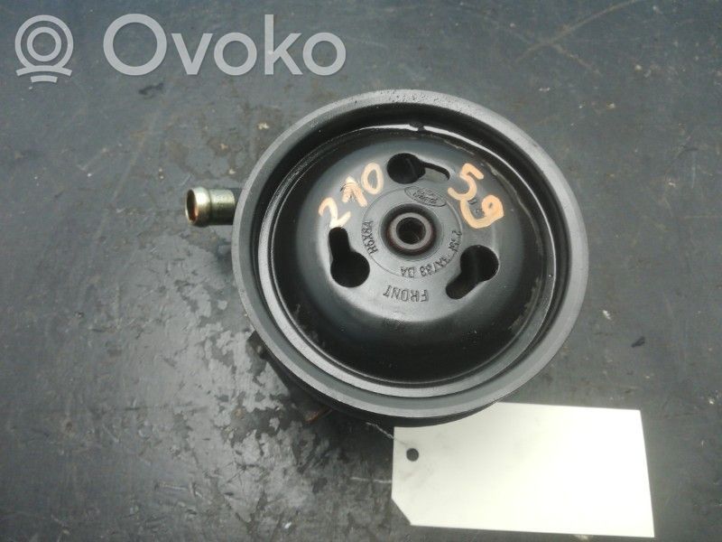 Ford Fusion Ohjaustehostimen pumppu 
