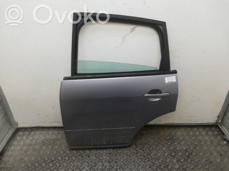 Galinės durys   8Z0833051