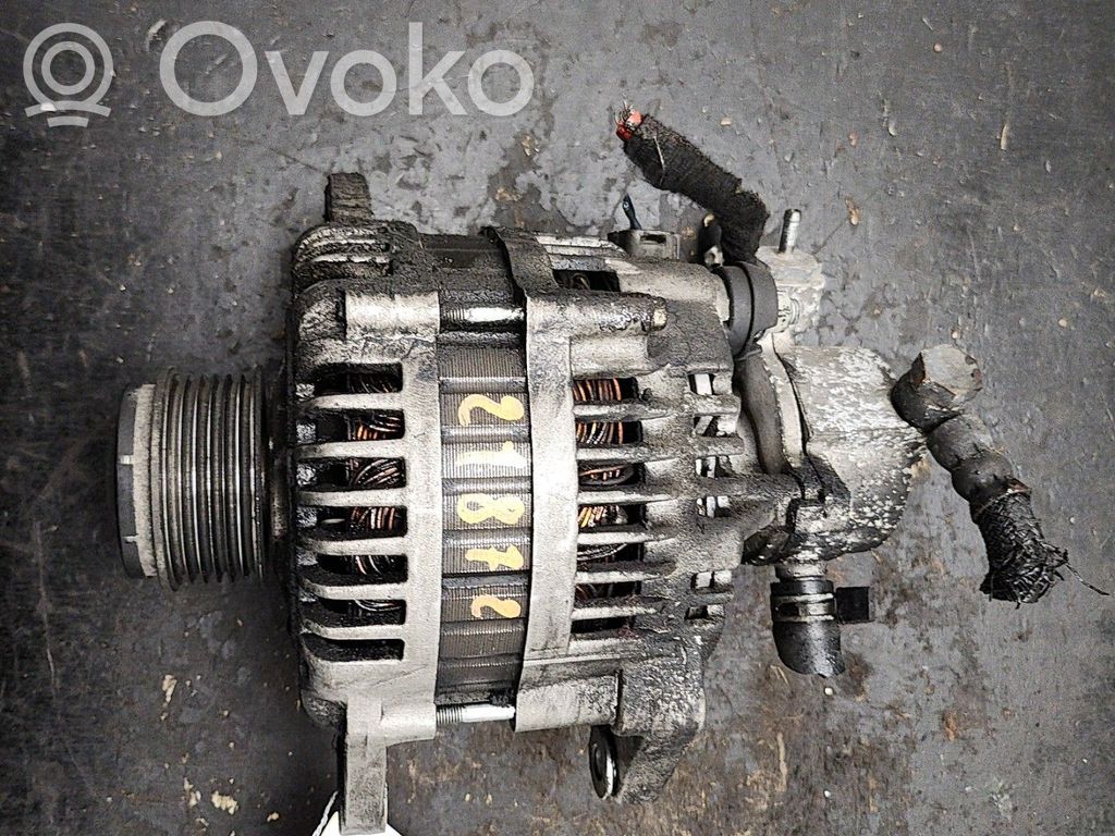 Opel Astra H Alternator 