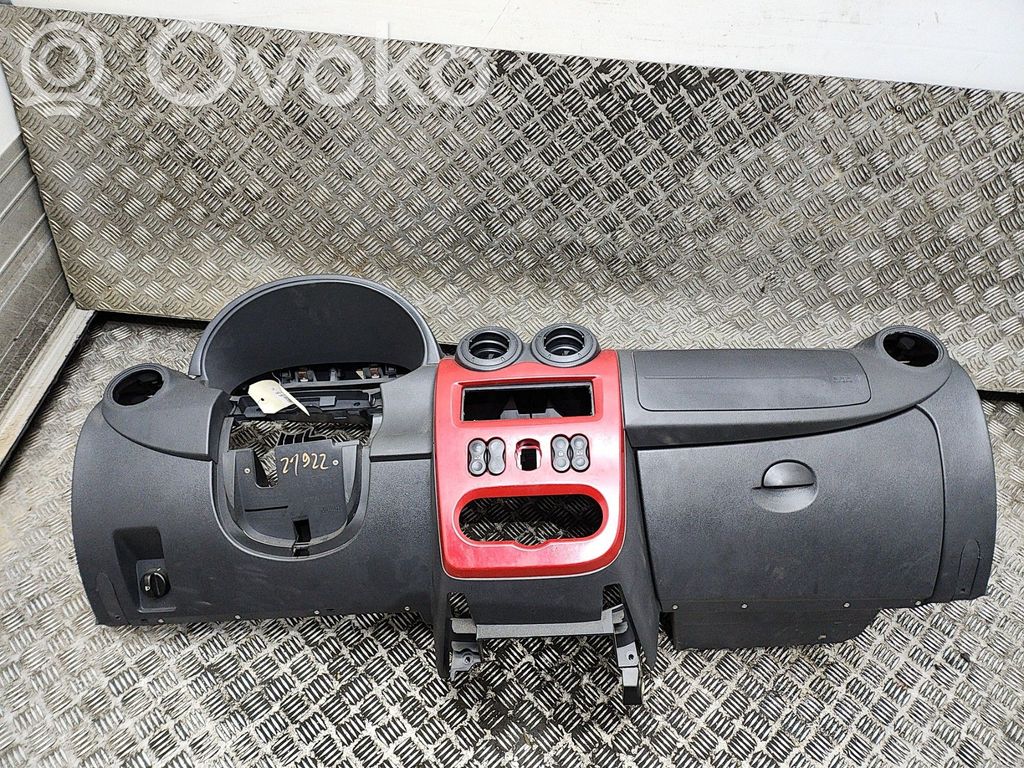 Dacia Sandero Panelė 