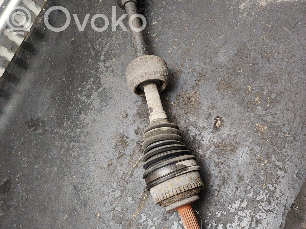 Renault Clio II Etuvetoakseli 