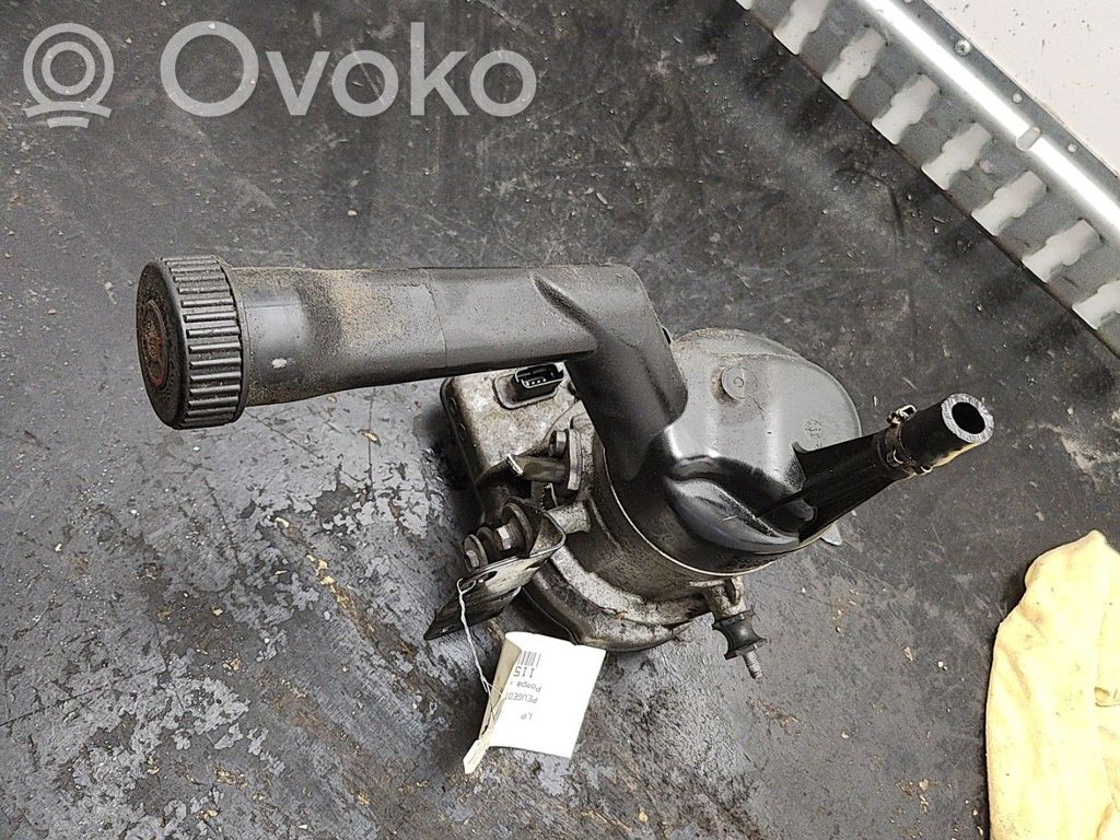 Peugeot 308 Ohjaustehostimen pumppu 