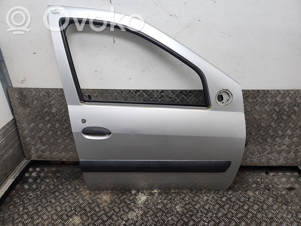 Dacia Logan I Puerta delantera 