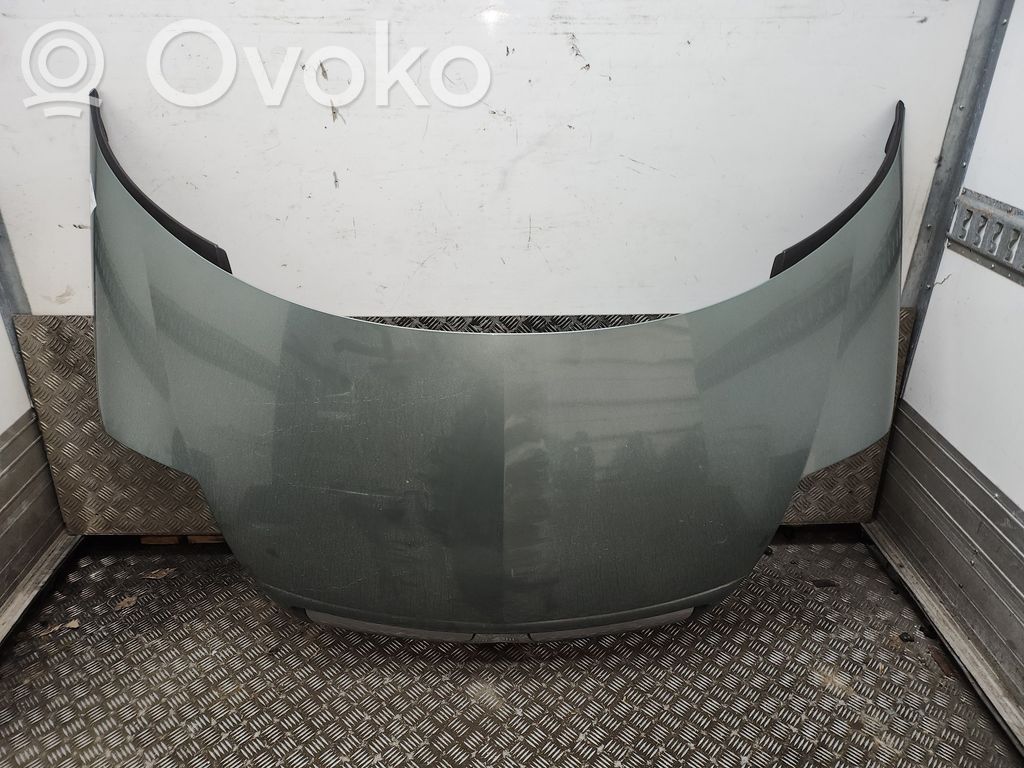Citroen C8 Konepelti 