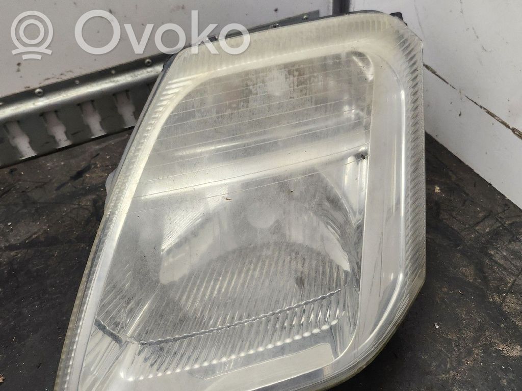 Citroen C2 Scheinwerfer 
